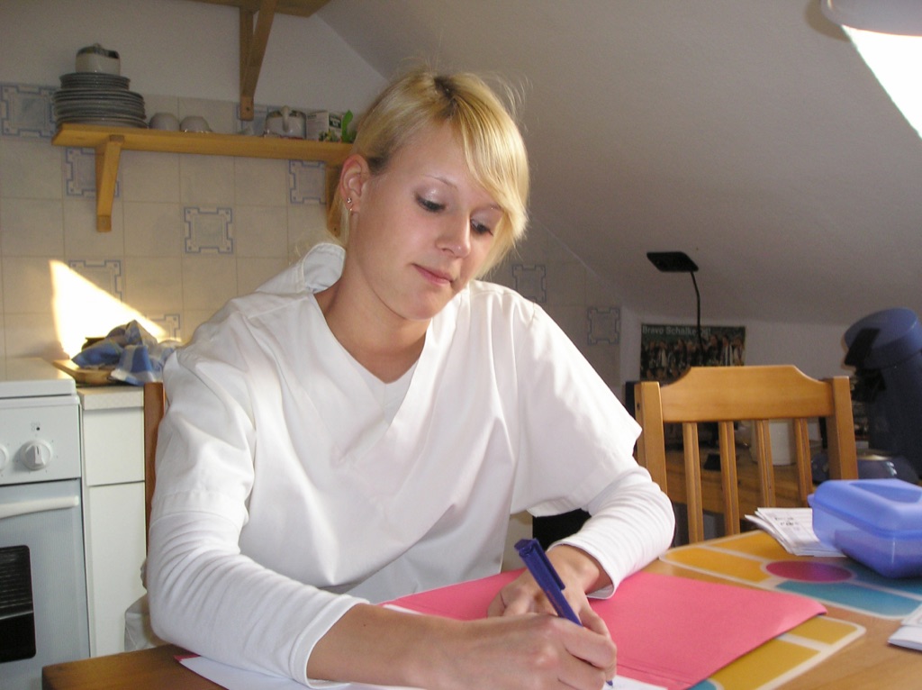 Ausbildung in der Pflege wird immer beliebter